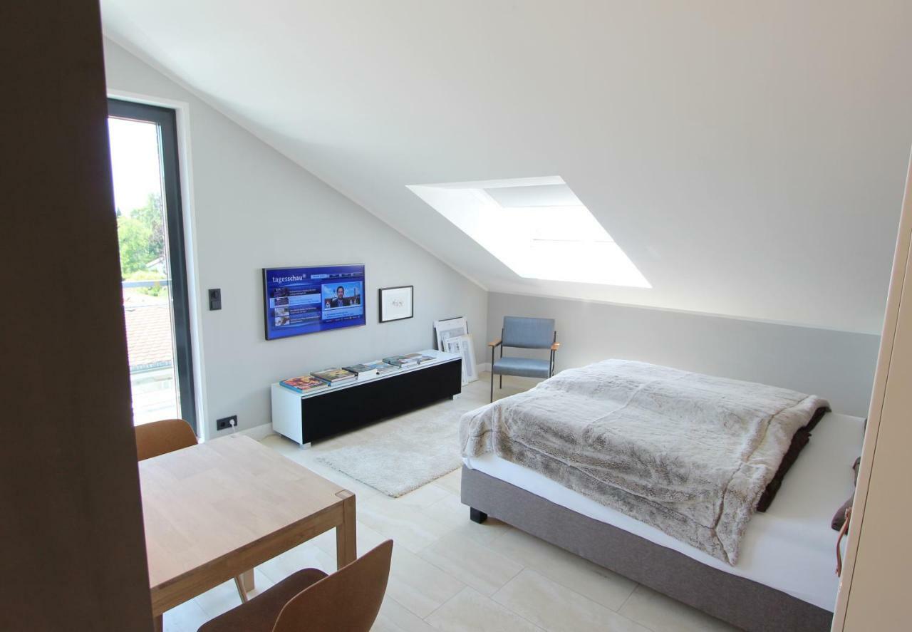 Loft Am See Mit Privatem Badestrand Und Klimaanlage Immenstaad am Bodensee Extérieur photo